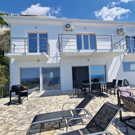 Bubbles Kathisma View Lefkada * Áyios Nikítas